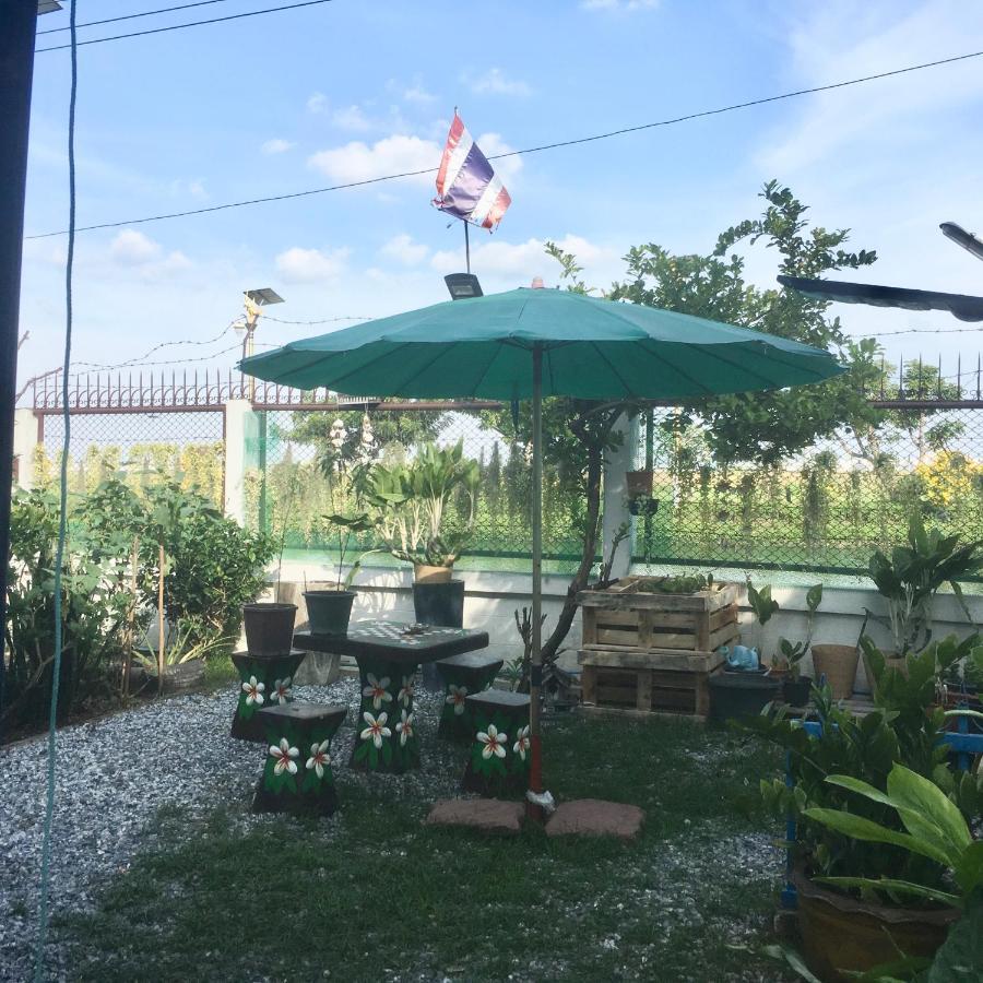 Baan Chang Guesthouse Ban Khlong Thewa Esterno foto